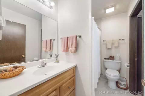 835 Sheldon Ct #704D, Wheaton, IL 60189 photo 11