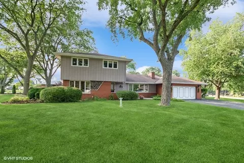 6340 Kimberly Dr, Tinley Park, IL 60477