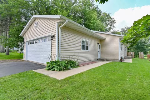 26137 W Lake Ave, Antioch, IL 60002