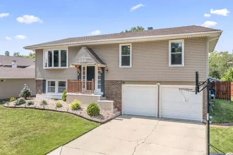129 S Schmidt Rd, Bolingbrook, IL 60440
