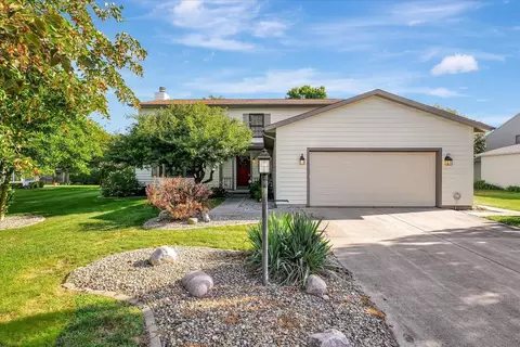 2506 Coppertree Rd, Champaign, IL 61822