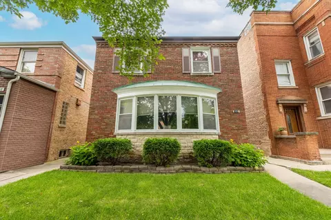 5830 N Saint Louis Ave, Chicago, IL 60659