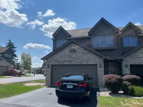 968 Ascot Dr #968, Elgin, IL 60123