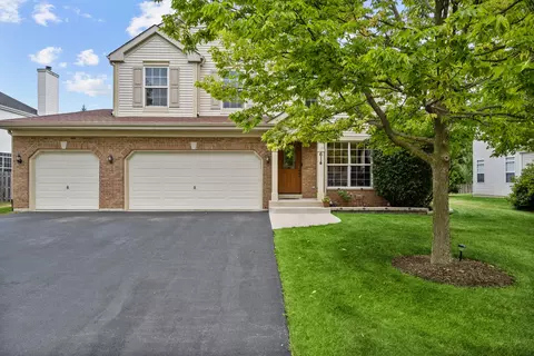 614 Wingpointe Dr, Aurora, IL 60506 photo 2