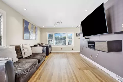 3824 N Octavia Ave, Chicago, IL 60634 photo 3