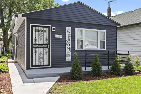 1049 W 103rd Pl, Chicago, IL 60643