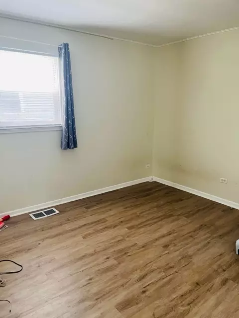 2302 George St, Rolling Meadows, IL 60008 photo 9