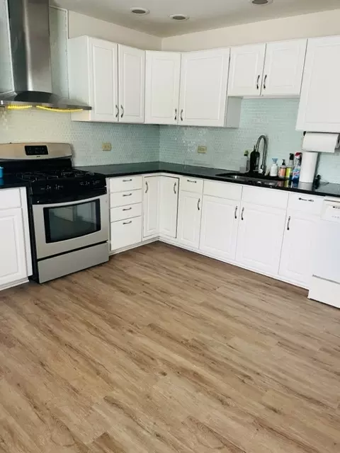 2302 George St, Rolling Meadows, IL 60008 photo 3