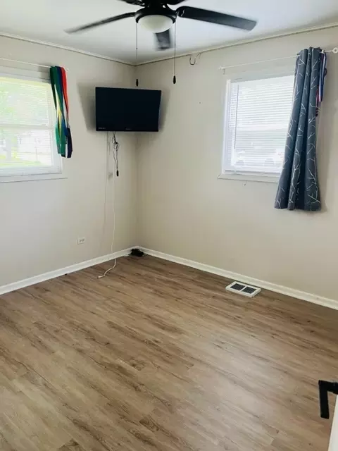 2302 George St, Rolling Meadows, IL 60008 photo 8
