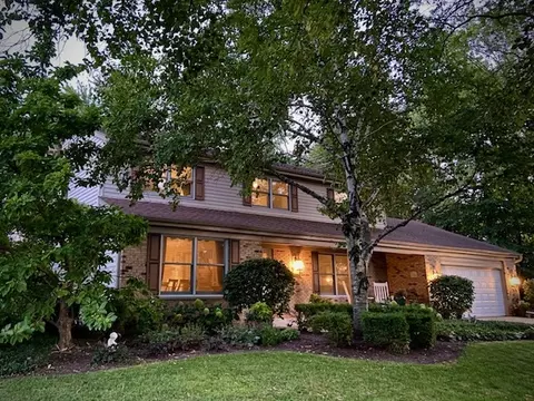 1804 Gray St, Geneva, IL 60134