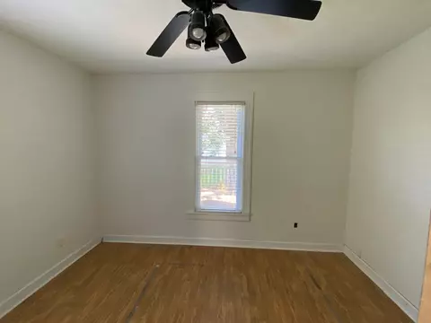 114 W 5th St, Gridley, IL 61744 photo 4