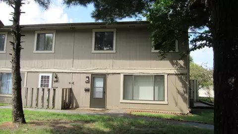 7046 Montana Cir, Hammond, IN 46323