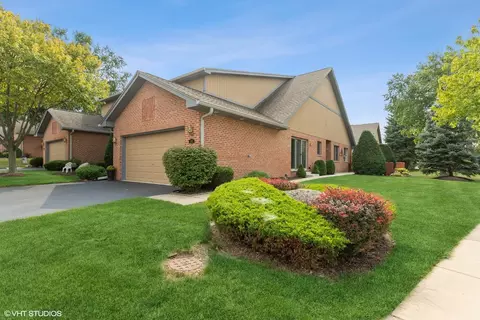200 Alyssa Ct, Bloomingdale, IL 60108