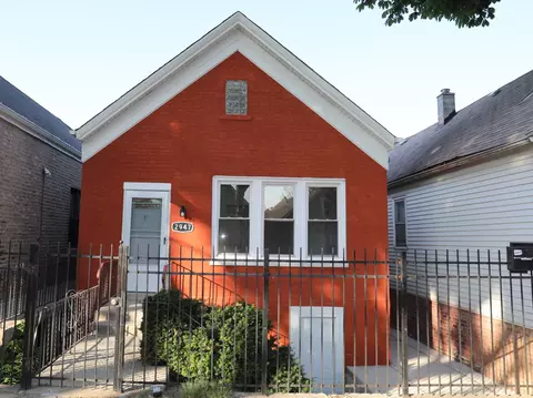 2947 S Quinn St, Chicago, IL 60608
