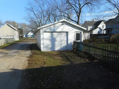 412 Barker Ave, Dixon, IL 61021 photo 11