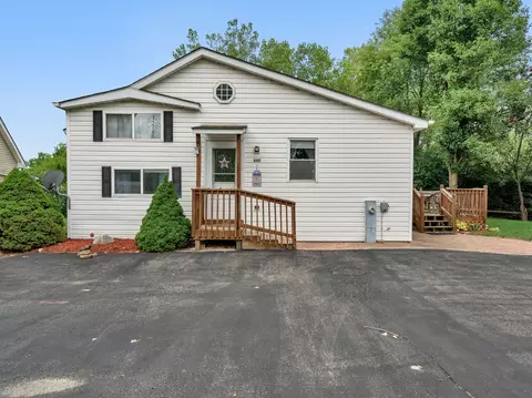 257 Fossil Point Ct, Wilmington, IL 60481