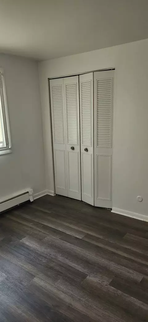 8216 S Jeffery Blvd #2, Chicago, IL 60617 photo 6