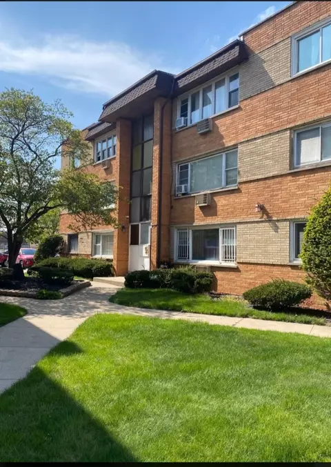 8216 S Jeffery Blvd #2, Chicago, IL 60617