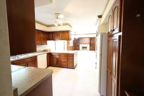 900 Randall Dr, Normal, IL 61761 photo 7