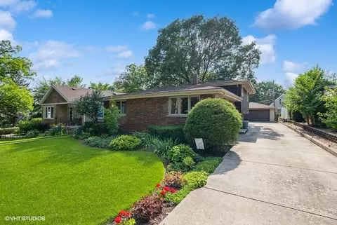9304 S 82nd Ave, Hickory Hills, IL 60457