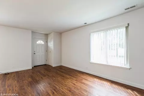 1583 Cornell Pl, Hoffman Estates, IL 60169 photo 3