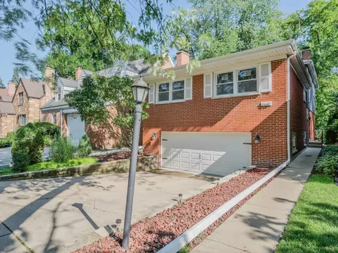 7019 N Mendota Ave, Chicago, IL 60646