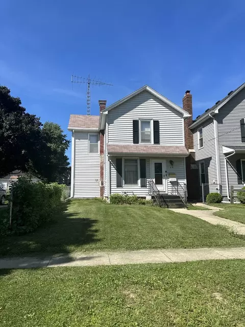 618 W Ordway St, Freeport, IL 61032