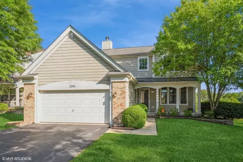 2393 Halsted Ln, Aurora, IL 60503