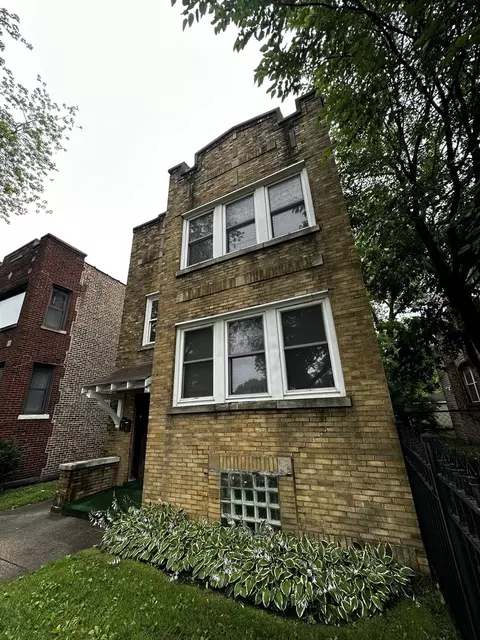 1305 E 73rd St, Chicago, IL 60619 photo 2