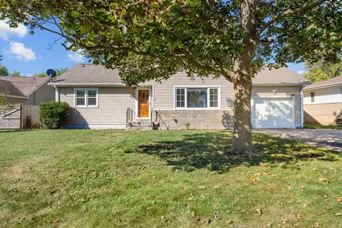 321 N West St, Gifford, IL 61847