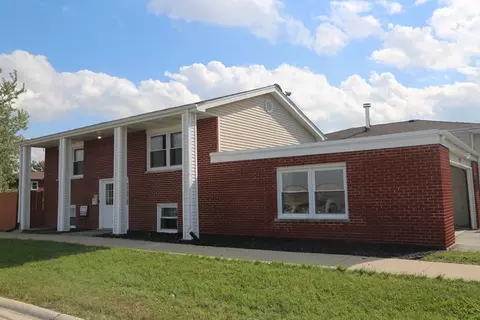 7701 Melvina Ave, Burbank, IL 60459