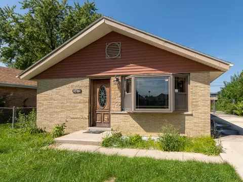 5746 W 90th St, Oak Lawn, IL 60453