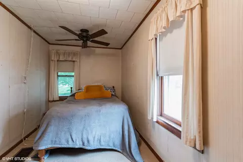295 W Vanmeter St, Kankakee, IL 60901 photo 5