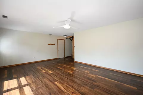2255 Appleby Dr, Wheaton, IL 60189 photo 28