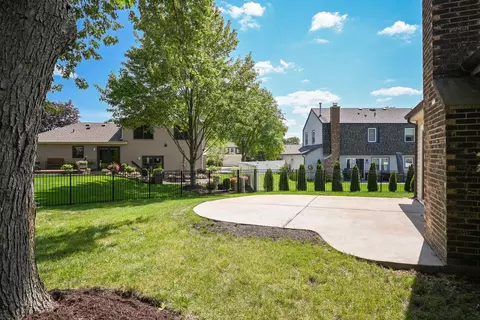2255 Appleby Dr, Wheaton, IL 60189 photo 30