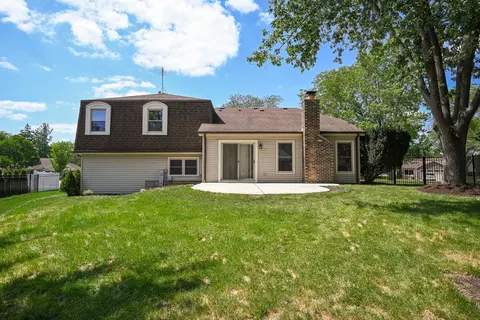 2255 Appleby Dr, Wheaton, IL 60189 photo 31