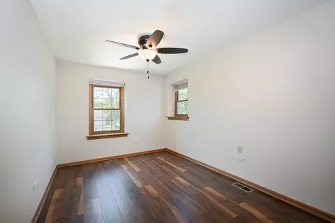 2255 Appleby Dr, Wheaton, IL 60189 photo 23