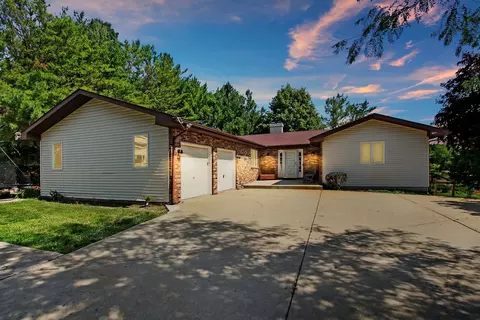 26922 W Stone Ct, Ingleside, IL 60041