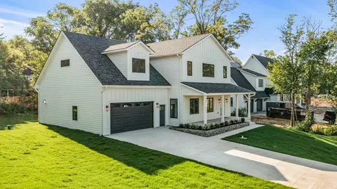 N2418 Shady Side Drive, Lake Geneva, WI 53147