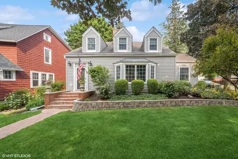 348 S 3rd St, Dekalb, IL 60115