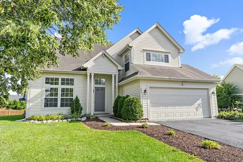 240 Penny Ln, Bolingbrook, IL 60440