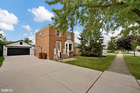 2526 S 7th Ave, North Riverside, IL 60546