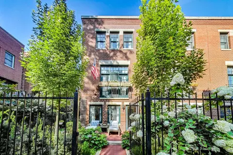 2652 N Southport Ave #G, Chicago, IL 60614