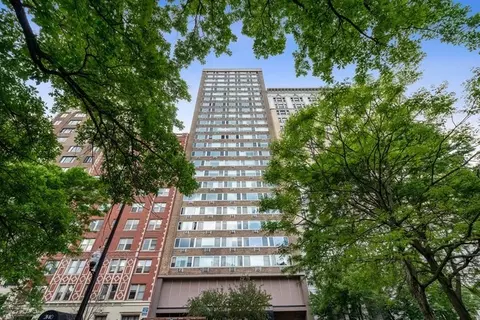 2144 N Lincoln Park W #10AB, Chicago, IL 60614