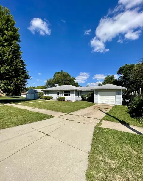 2508 Colorado Ave, Rockford, IL 61108