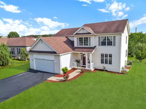 557 Donna Ave, Aurora, IL 60505 photo 3
