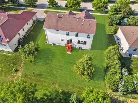 557 Donna Ave, Aurora, IL 60505 photo 30