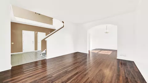 557 Donna Ave, Aurora, IL 60505 photo 11