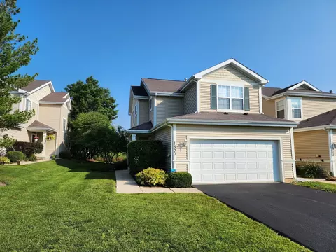 1500 W Remington Ln, Round Lake, IL 60073