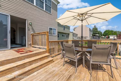 1920 Gleneagle Cir, Elgin, IL 60123 photo 12